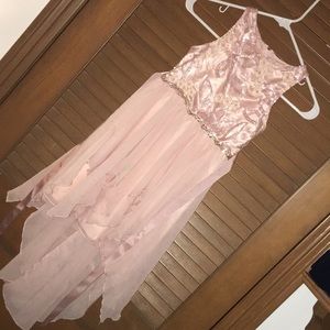 Light pink dress. Tie in back